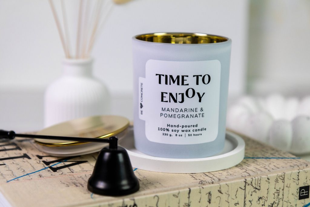 Mandarin and Pomegranate Scented Soy Wax Candle - Time to Enjoy